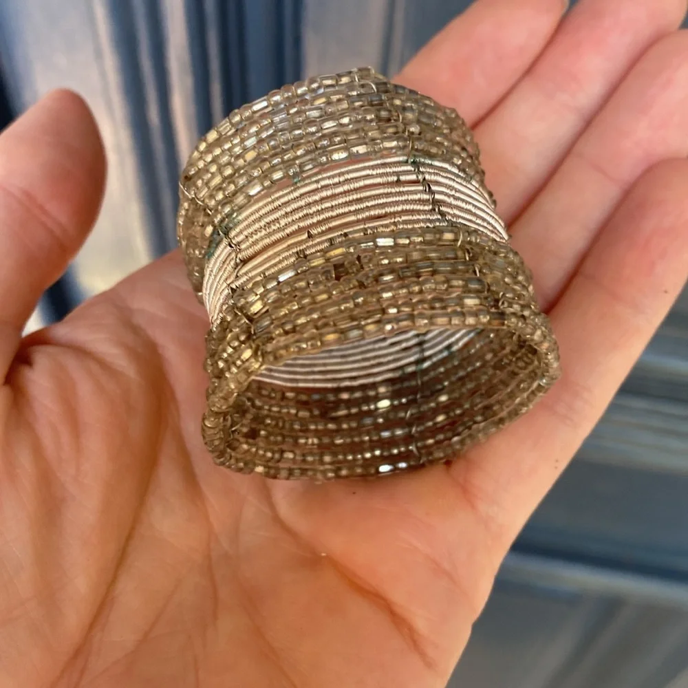 Pier 1 Set of 8 beaded napkin rings in 2 organza pouches